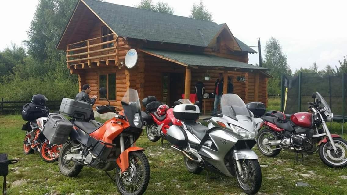 Musketeers Cabin Порумбаку-де-Сус Экстерьер фото